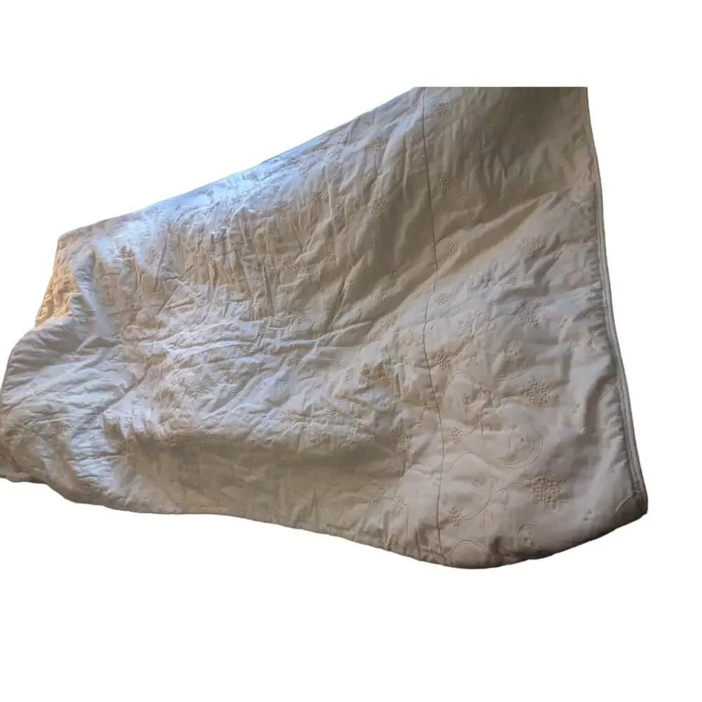 WAVERLY! LUXURY COLLECTION CREAM EMBROIDERED BOXED CORNER BEDSPREAD! SZ FULL - Picture 13 of 14
